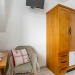 Noclegi SIUSTER z widokiem na góry - świetna lokalizacja, blisko Term Bukovina oraz stoków! - w okresie zimowym śniadania oraz obiady serwowane są w obiekcie 120m dalej 3* Bukowina Tatrzańska
