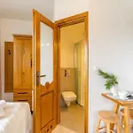 Noclegi SIUSTER z widokiem na góry - świetna lokalizacja, blisko Term Bukovina oraz stoków! - w okresie zimowym śniadania oraz obiady serwowane są w obiekcie 120m dalej Bed and breakfast Bukowina Tatrzańska