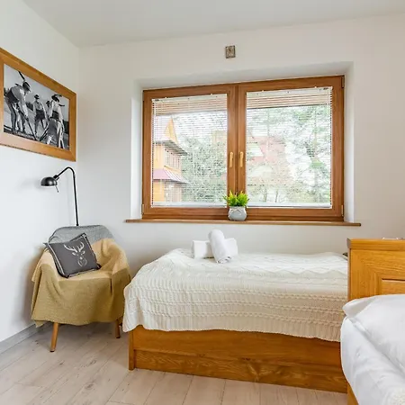 Bed & Breakfast Siuster Z Widokiem Na Gory - Swietna Lokalizacja, Blisko Term Bukovina! *